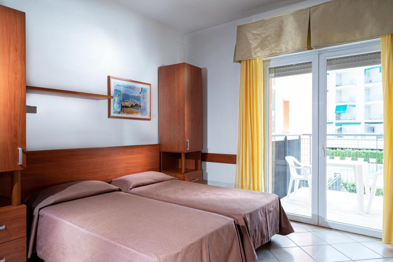 Hotel Sheila Lido di Jesolo Exteriör bild