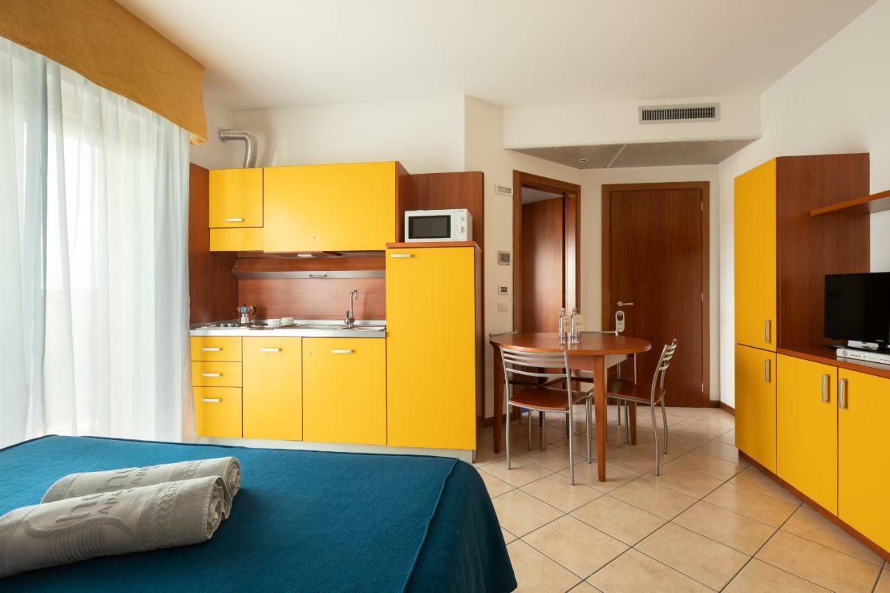 Hotel Sheila Lido di Jesolo Exteriör bild
